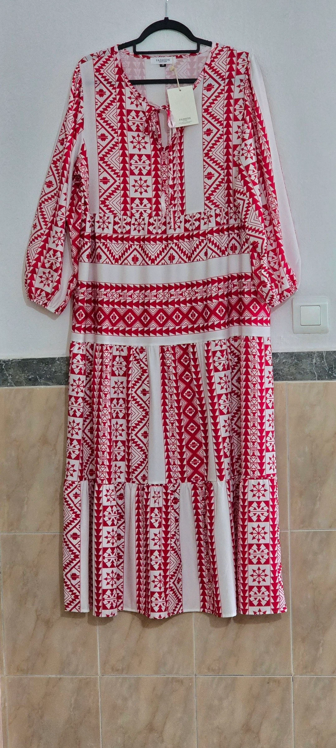 Vestido largo estampado blanco y rojo-Talla 48